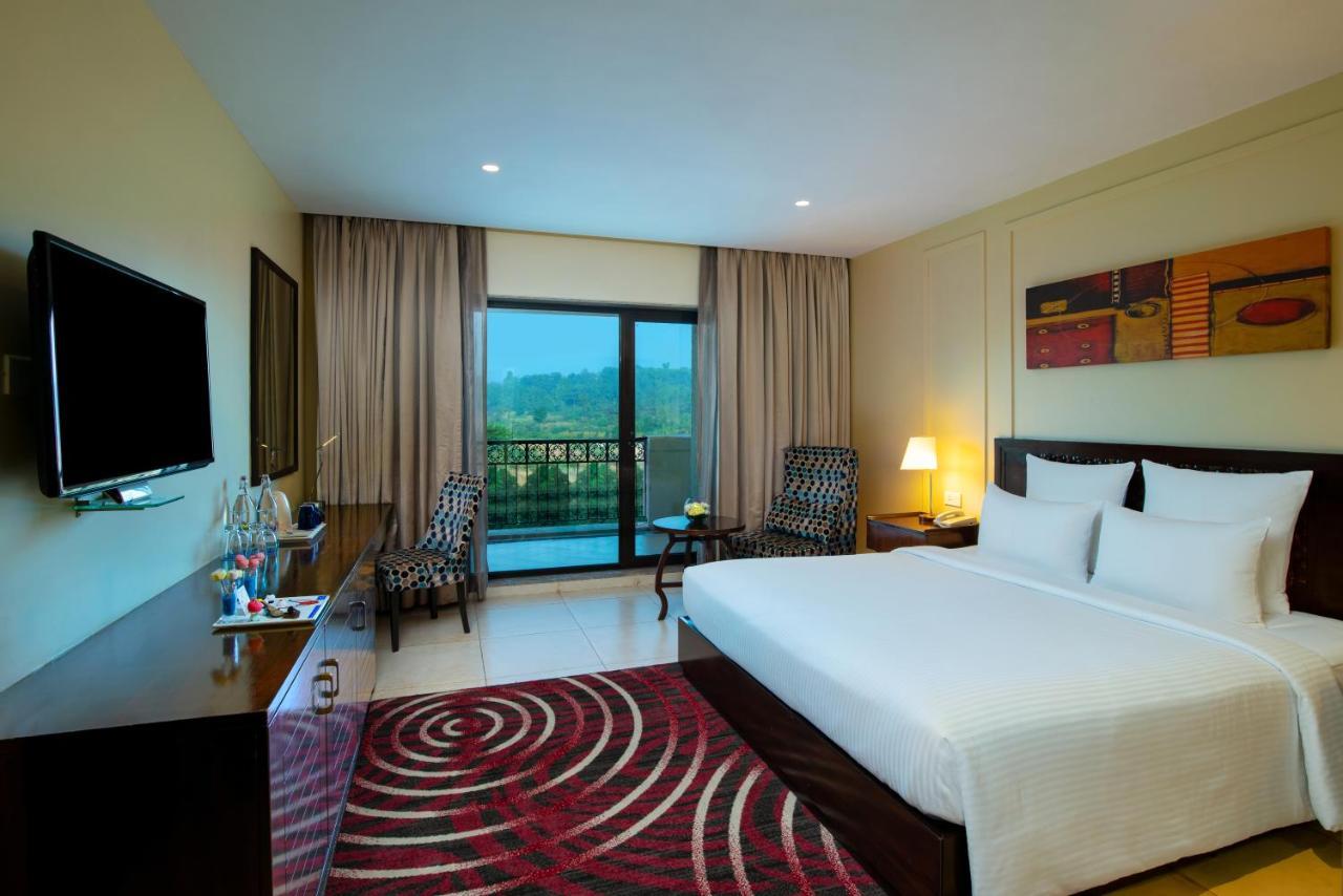 Novotel Imagicaa Кополи Экстерьер фото