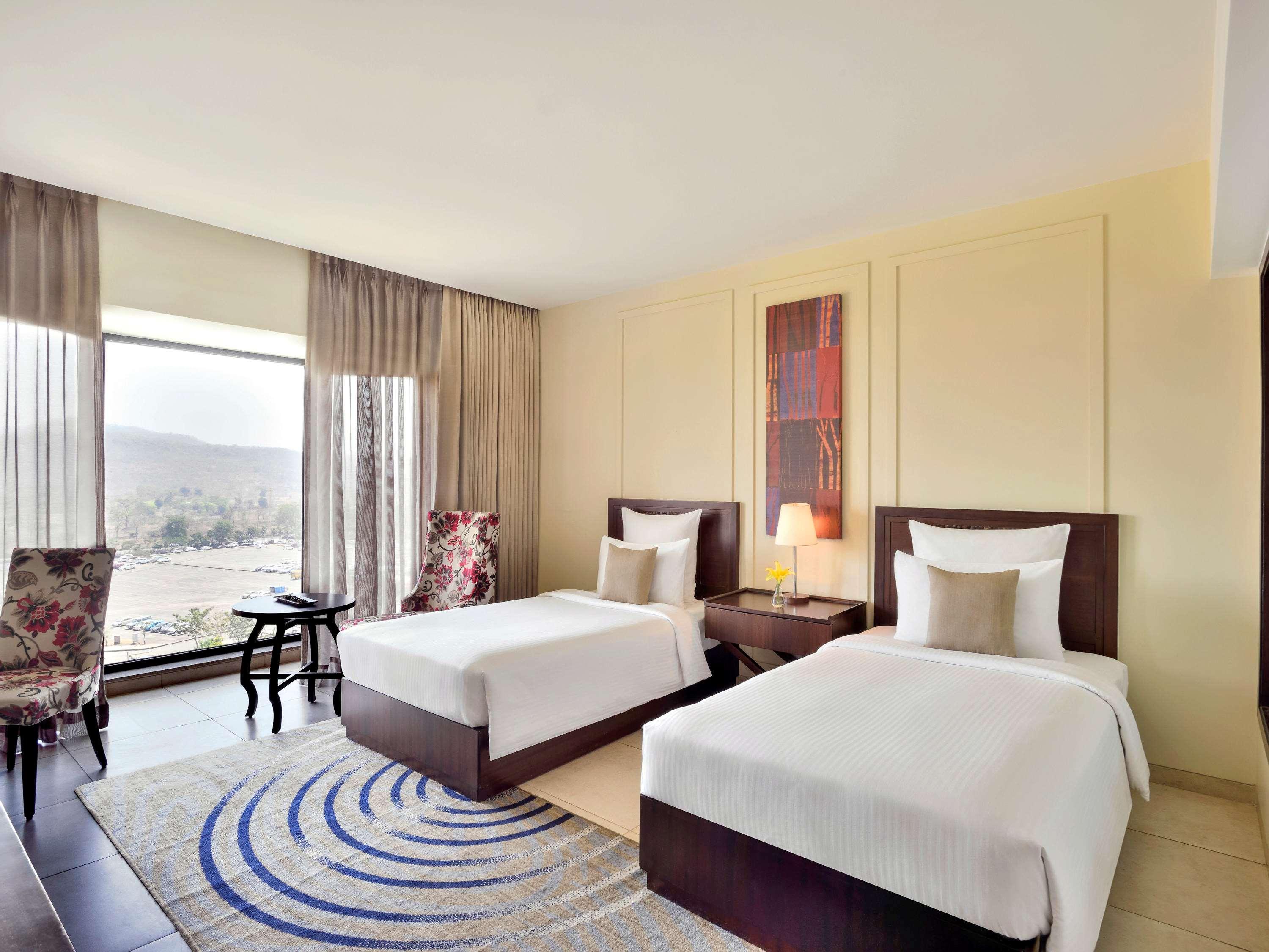 Novotel Imagicaa Кополи Экстерьер фото