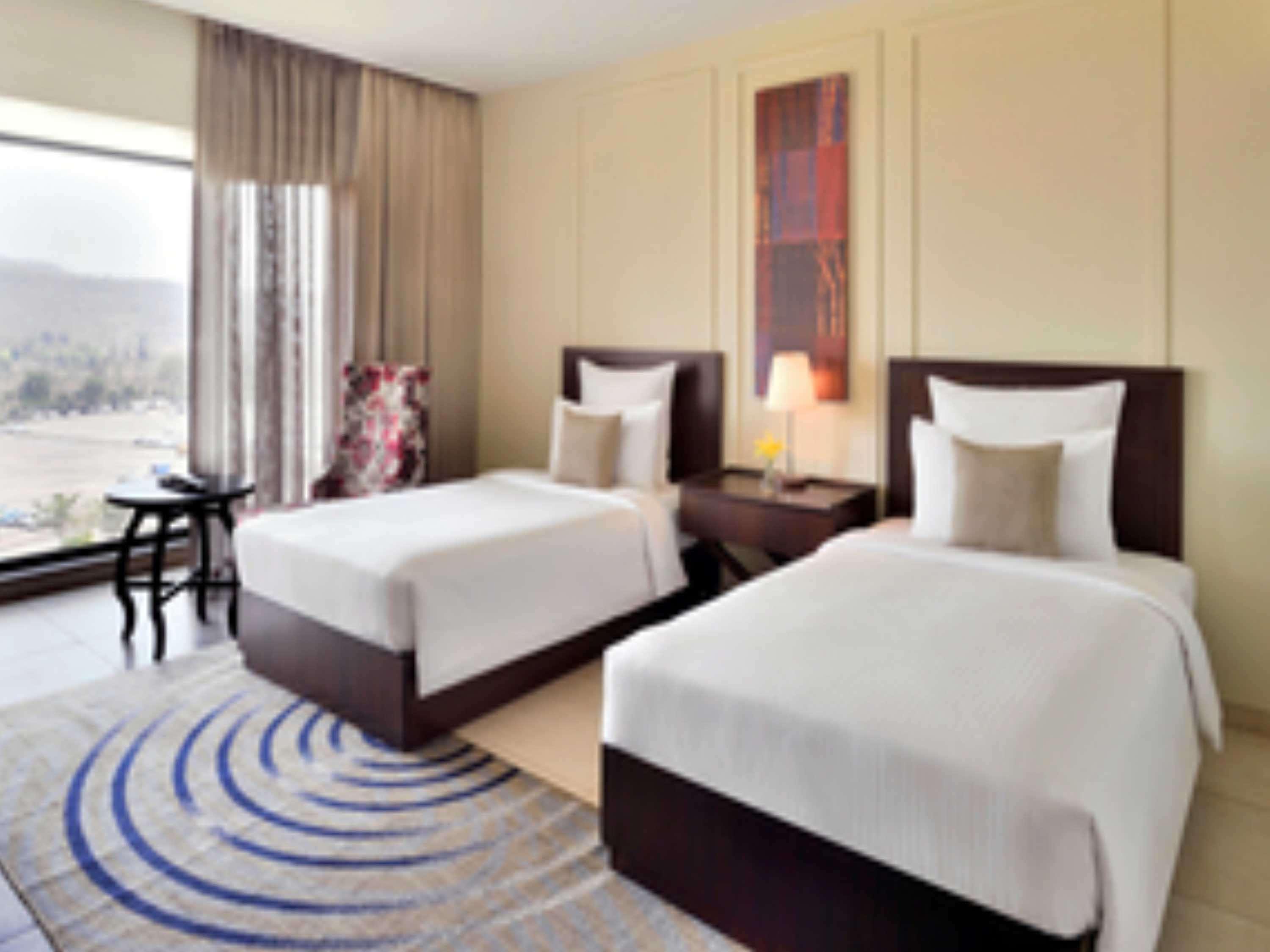 Novotel Imagicaa Кополи Экстерьер фото