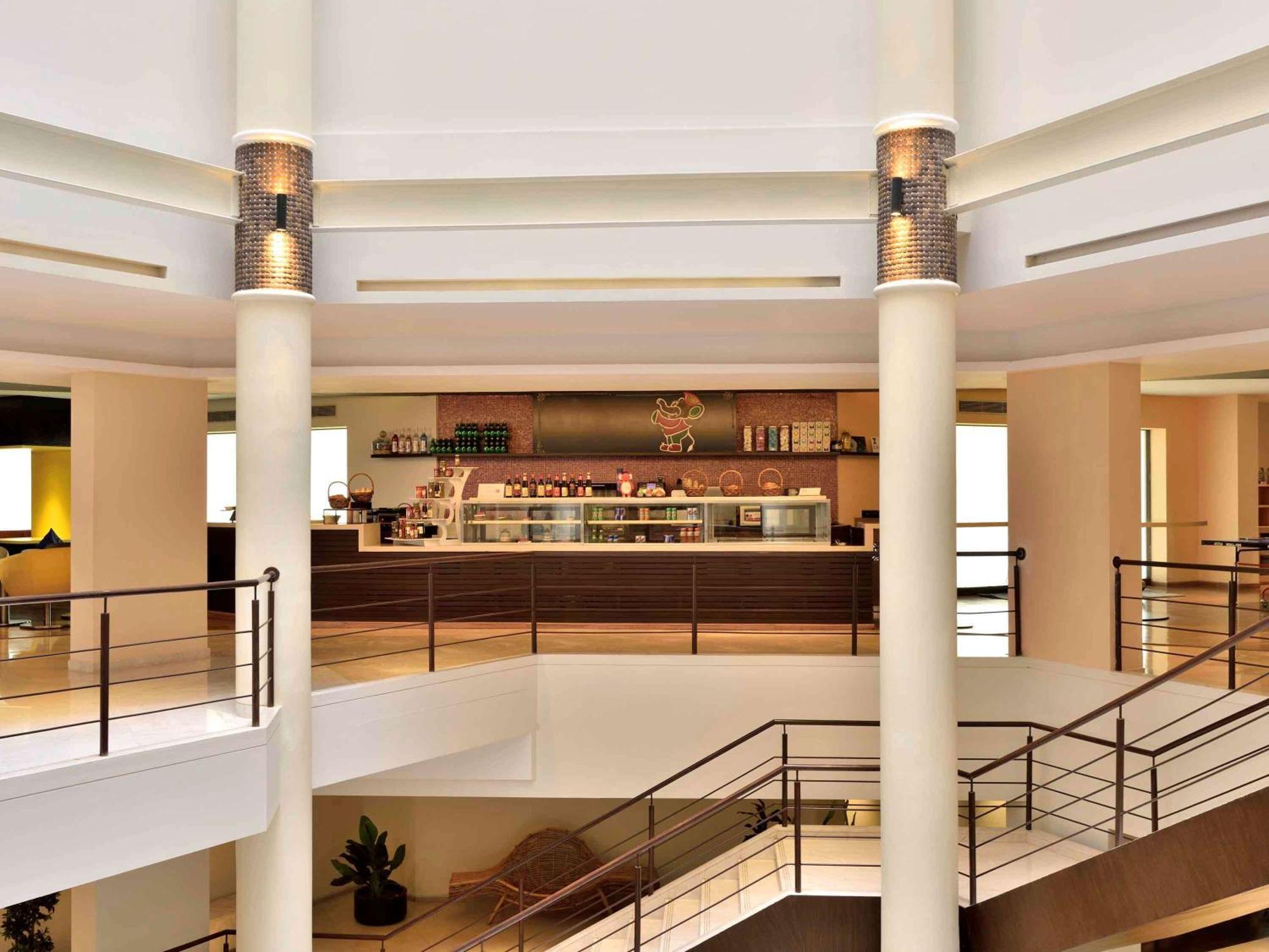 Novotel Imagicaa Кополи Экстерьер фото