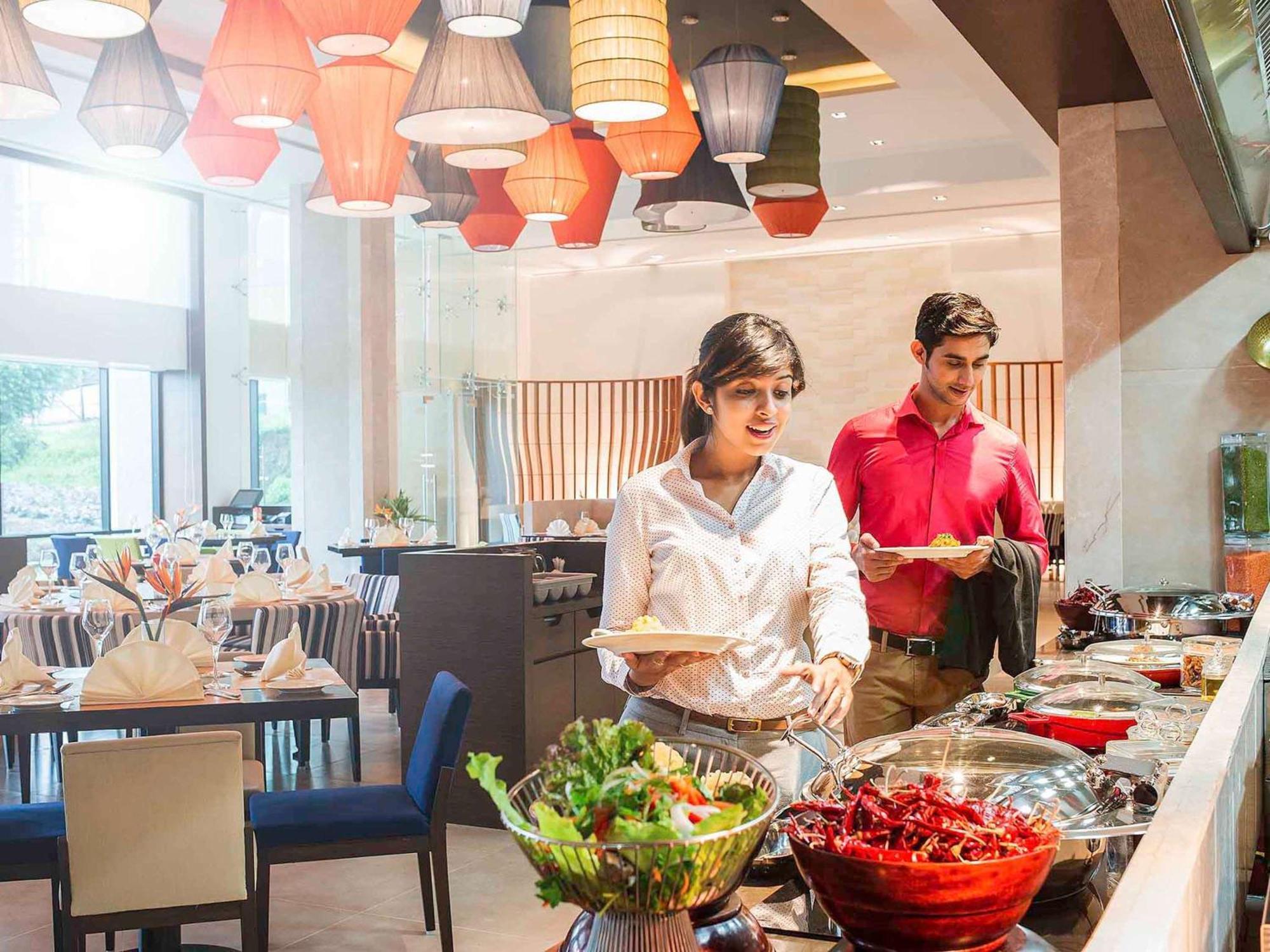 Novotel Imagicaa Кополи Экстерьер фото