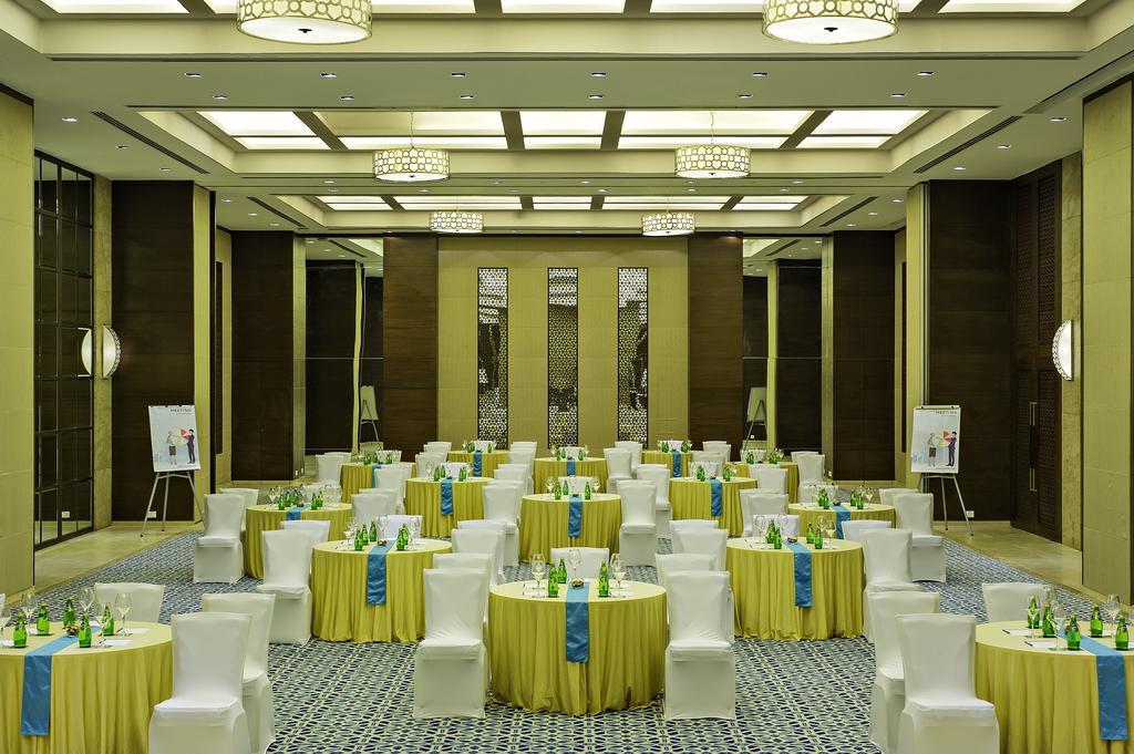 Novotel Imagicaa Кополи Экстерьер фото
