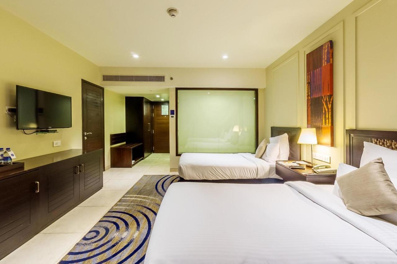 Novotel Imagicaa Кополи Экстерьер фото